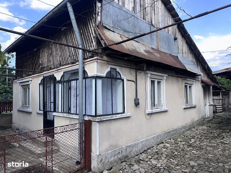 Casă cu 3 camere cu Teren 790 Mp în Doicești