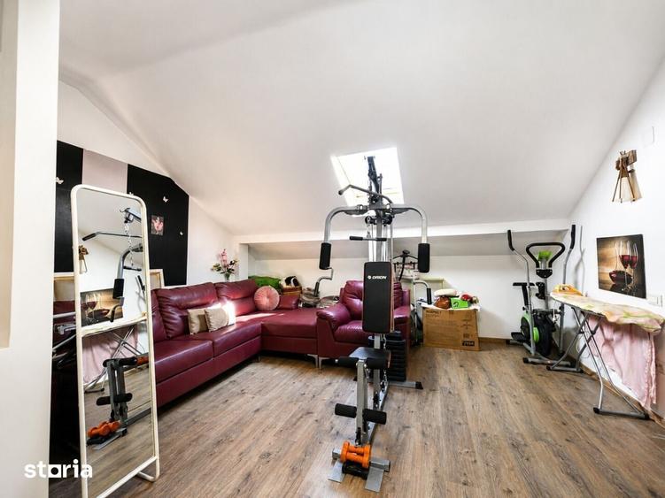 Casă cu 5 camere cu Teren 210 Mp în Tunari