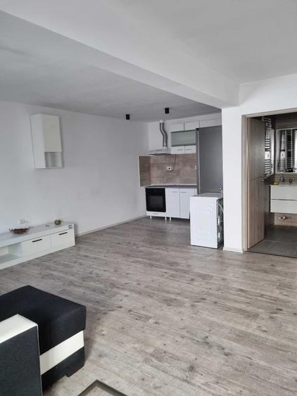 Casă cu 2 camere cu Teren 60 Mp în Sălaj