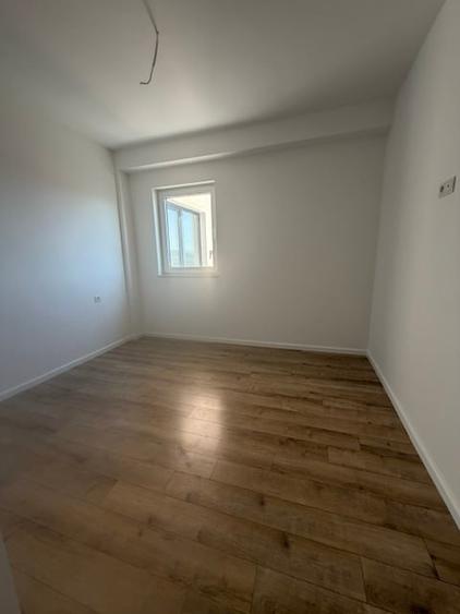 Apartament cu 3 camere decomandat în Decebal