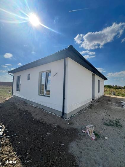 Casă cu 3 camere în Central