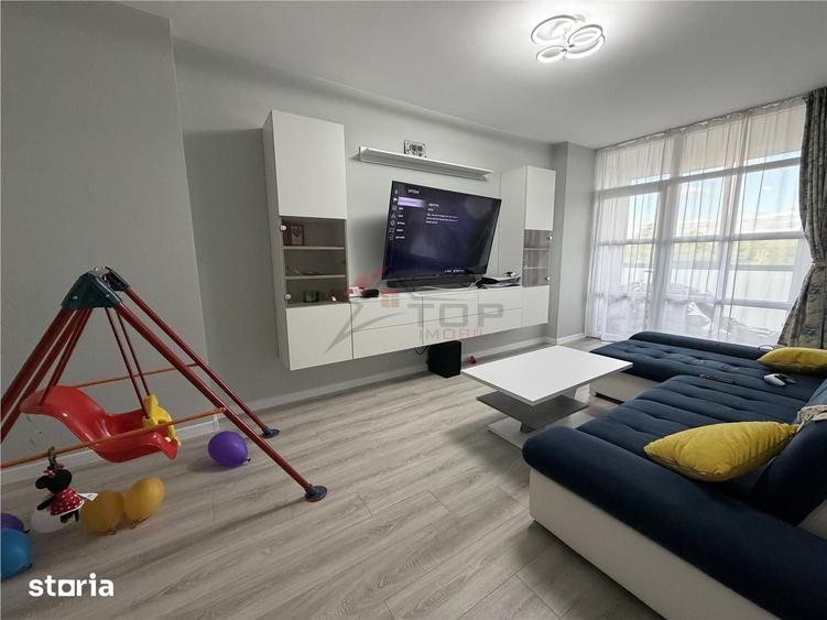 Apartament cu 3 camere decomandat în Ciurea
