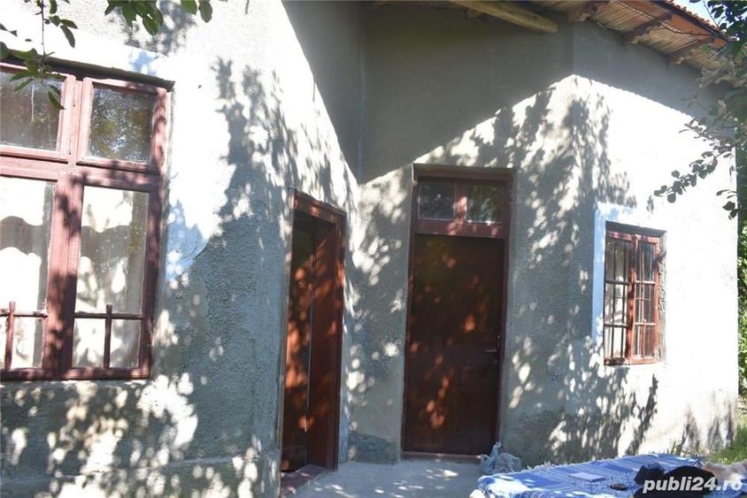 Casă cu 5 camere în Celaru