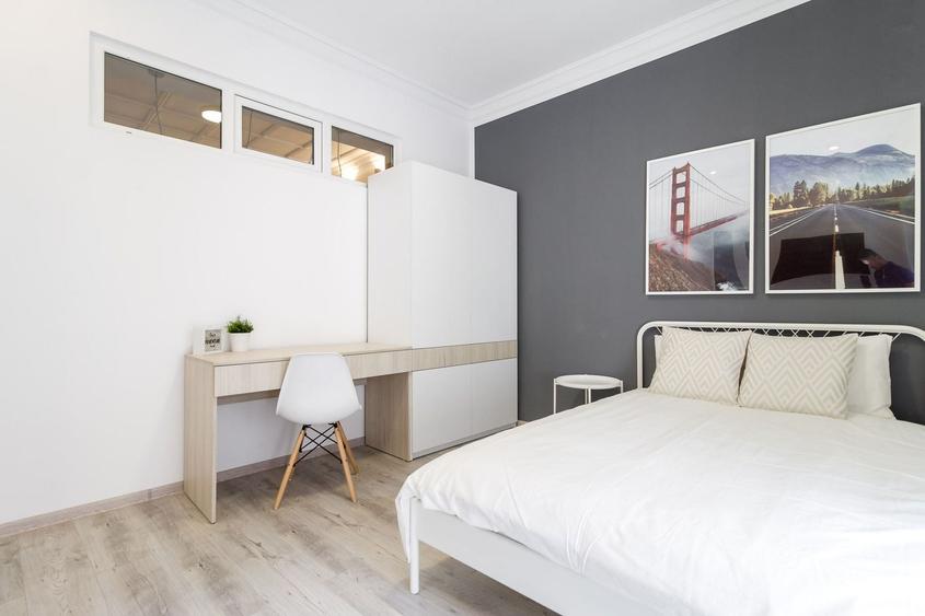Apartament cu 3 camere, mobilat în Cișmigiu