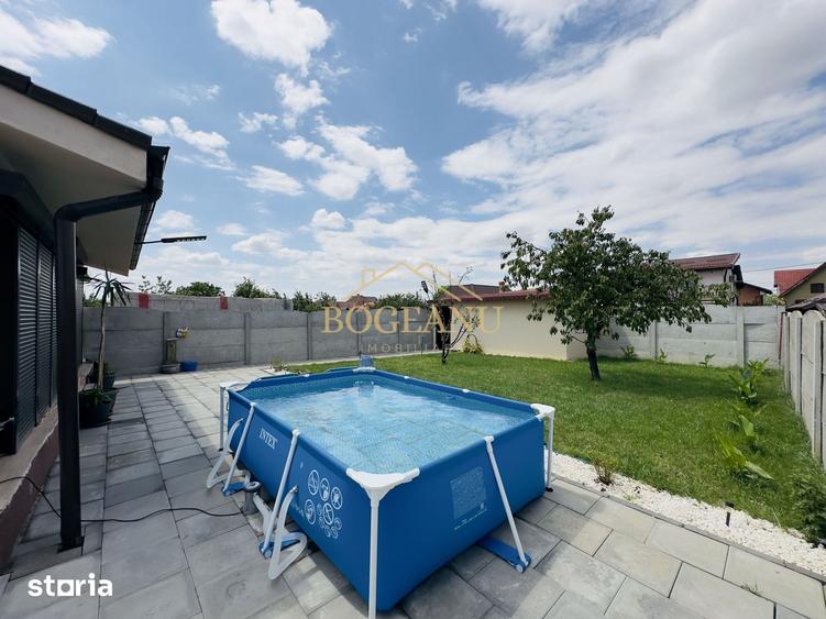 Casă cu 5 camere cu Teren 440 Mp în Plopi