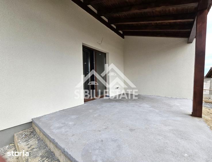 Casă cu 4 camere cu Teren 260 Mp în Central