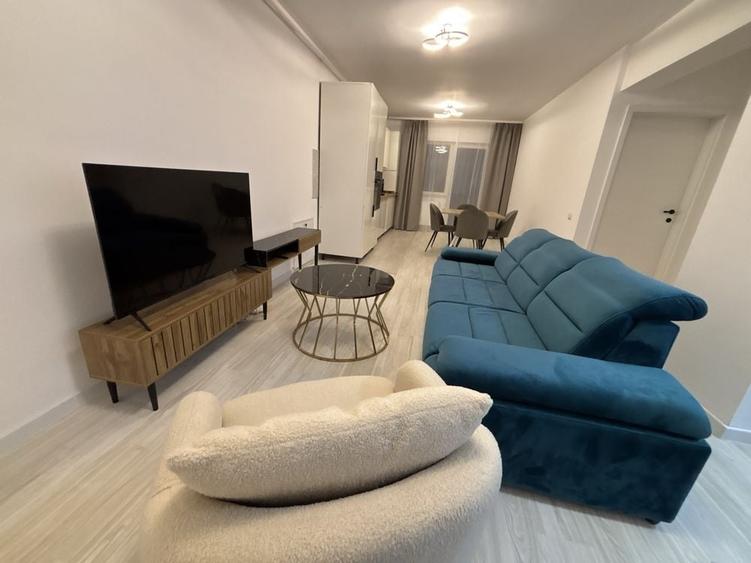 Apartament cu 2 camere decomandat în Florești