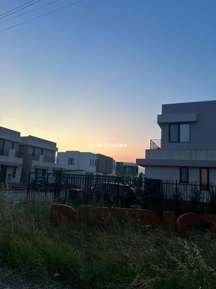 Teren Construcții intravilan de 539 mp, în Tunari