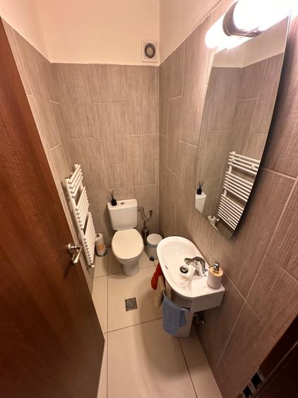 Casă individuală cu 5 camere cu Piscina în Exterior Nord