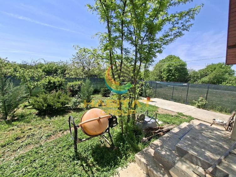 Casă individuală cu 3 camere cu Canalizare în Copăceni