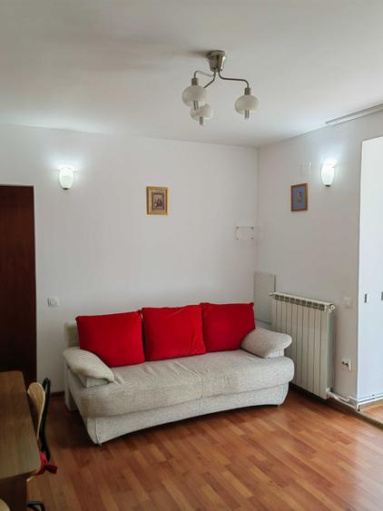 PROPRIETAR DIRECT | Garsoniera de inchiriat | Hala Traian, Sector 2 - 1
