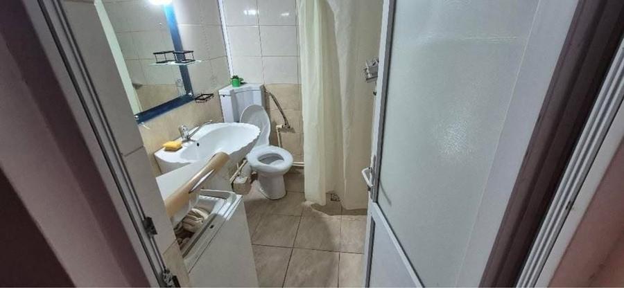 Casă cu 2 camere în Central
