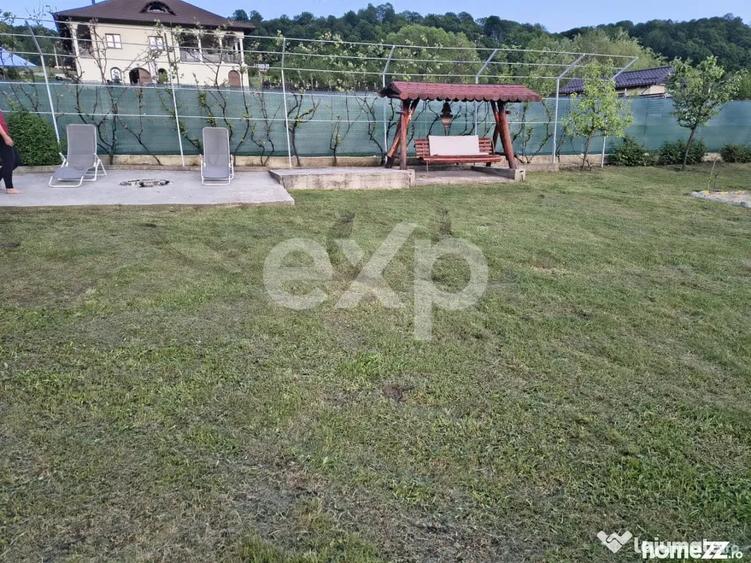 Casă cu 3 camere cu Teren 1071 Mp în Brădetu