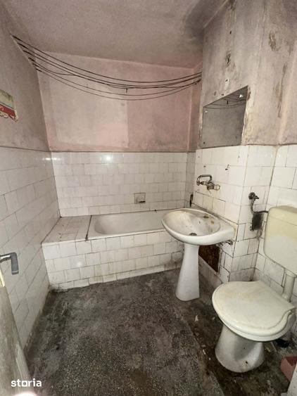 Apartament cu 2 camere semidecomandat în Micro 16