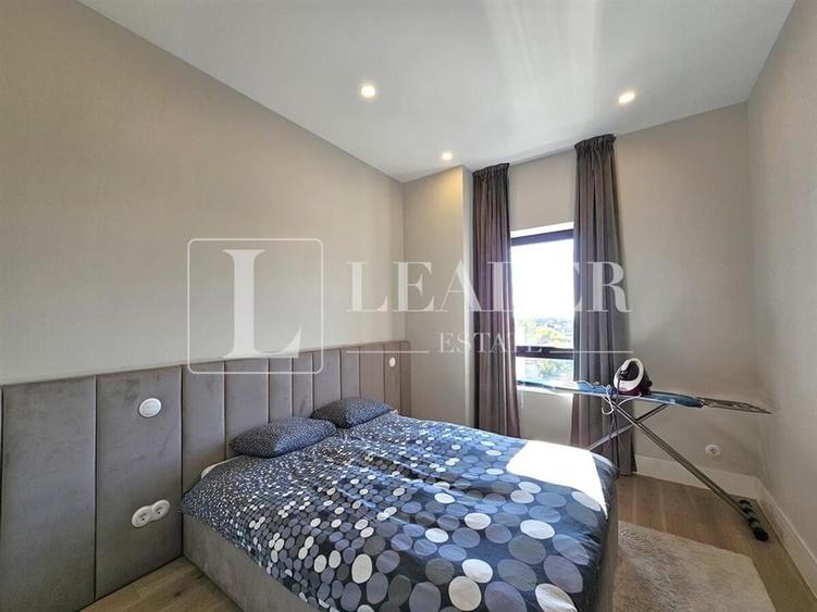 Apartament cu 4 camere decomandat, mobilat în Pipera