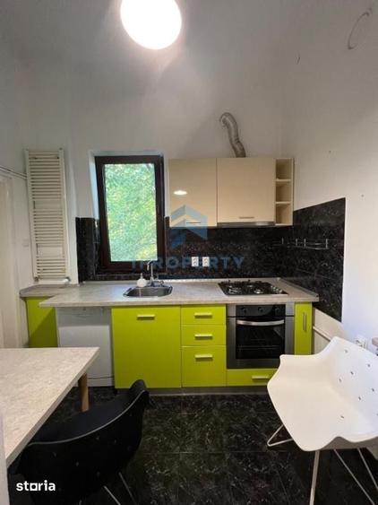 Apartament cu 4 camere în Primăverii