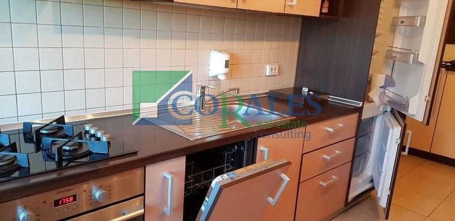 Apartament cu 3 camere decomandat, mobilat în Aradului