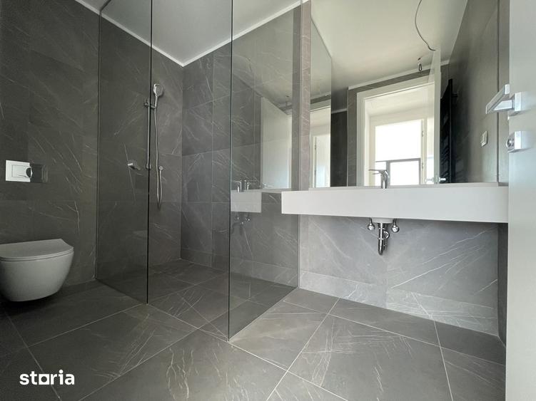 Apartament cu 2 camere semidecomandat în Tei