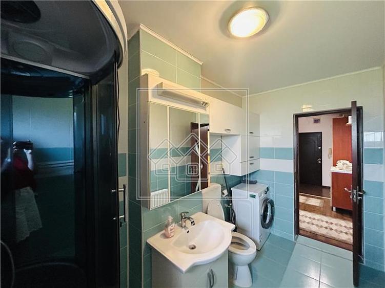 Apartament cu 2 camere decomandat în Șelimbăr