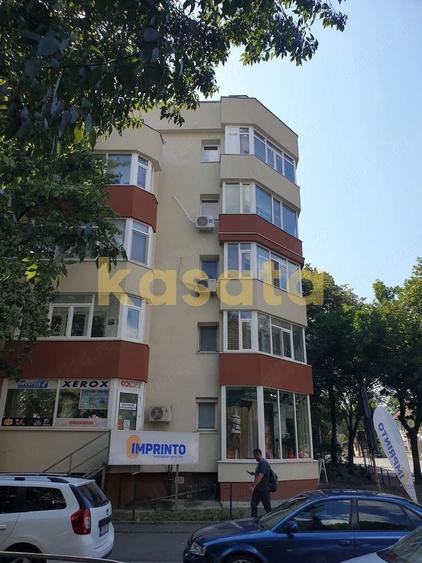 Garsonieră decomandată, mobilată în Băneasa