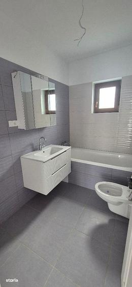 Casă cu 4 camere cu Teren 400 Mp în Clinceni