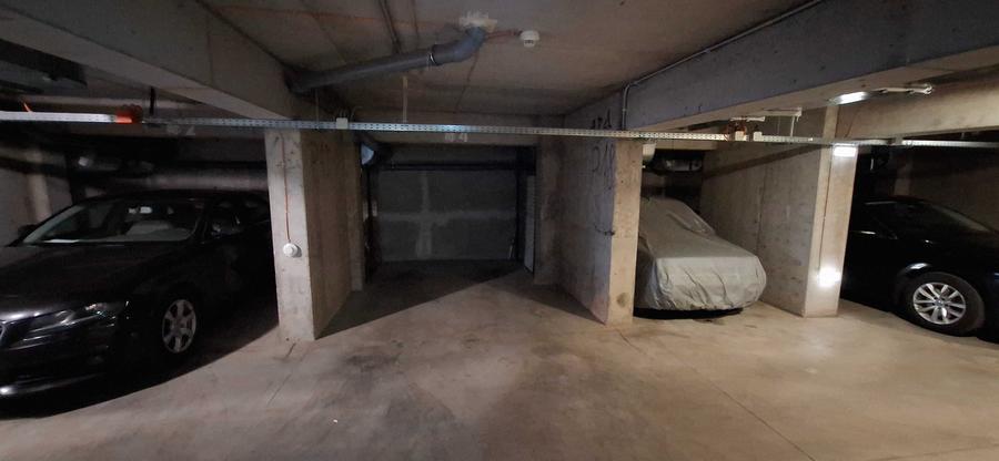 Apartament cu 2 camere decomandat în Parcul Carol