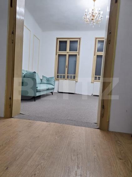 Spațiu comercial, de 100 mp, în Central