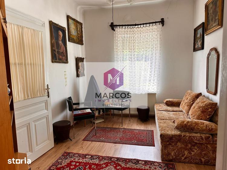 Casă cu 3 camere cu Canalizare în Muncitoresc
