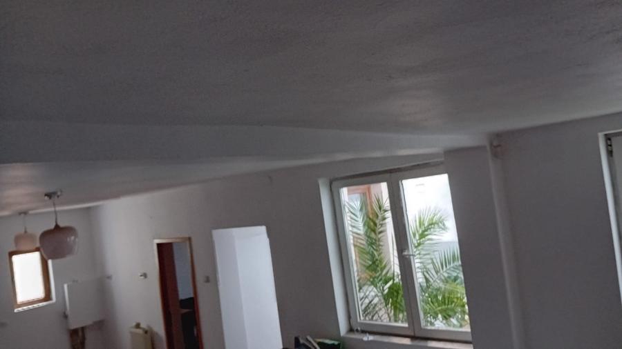 Casă cu 2 camere cu Canalizare în Iancului