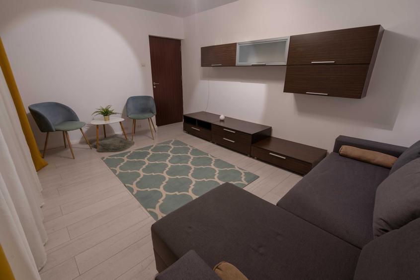 Apartament cu 2 camere decomandat în Titulescu