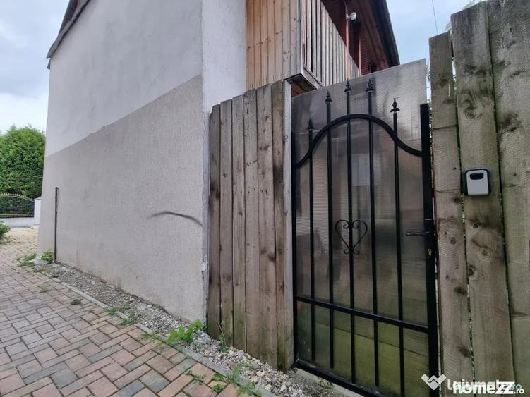 Spațiu comercial, de 40 mp, în Mioriței
