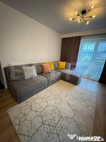 Apartament cu 3 camere decomandat în 13 Decembrie
