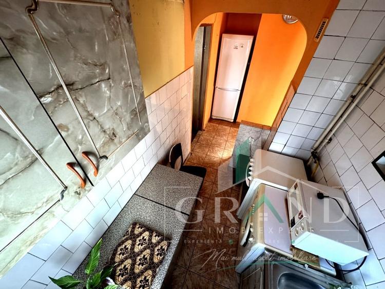 Apartament cu 4 camere semidecomandat, mobilat în Mănăștur