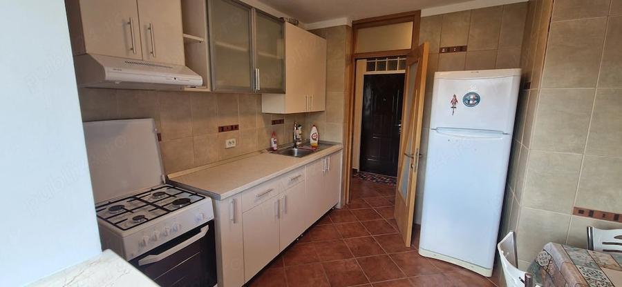 Apartament cu 2 camere decomandat în Berceni