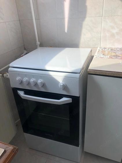 Garsonieră decomandată în Podgoria