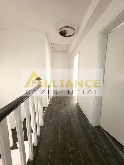 Casă individuală cu 4 camere cu Teren 355 Mp în Berceni