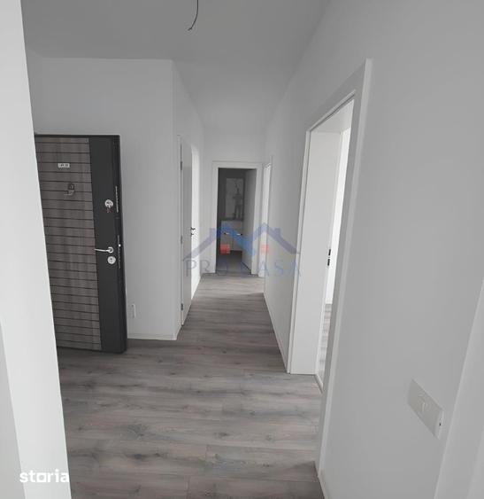 Apartament cu 3 camere în Lipoveni