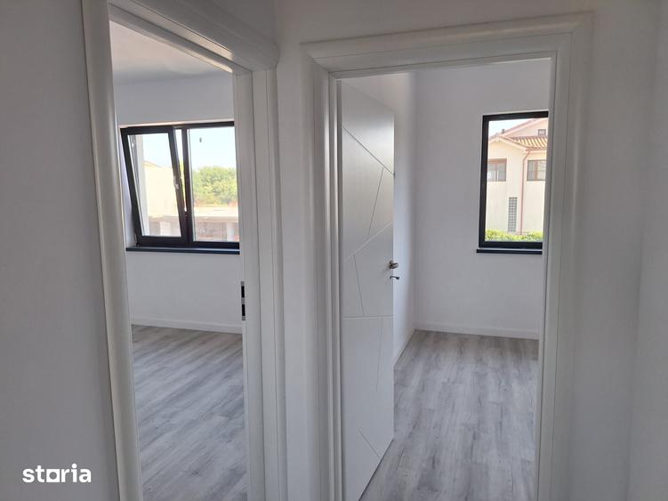 Casă cu 4 camere cu Teren 200 Mp în Palazu Mare