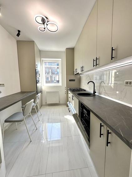 Apartament cu 3 camere decomandat în Fundeni