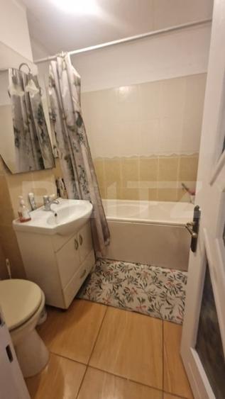 Apartament cu 4 camere decomandat, mobilat în Codlea