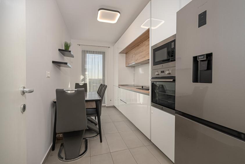 Apartament cu 2 camere decomandat, mobilat în Drumul Taberei