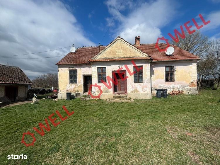 Casă cu 4 camere în Boroșneu Mare