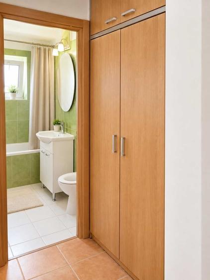 Apartament cu 3 camere decomandat în Arcul de Triumf