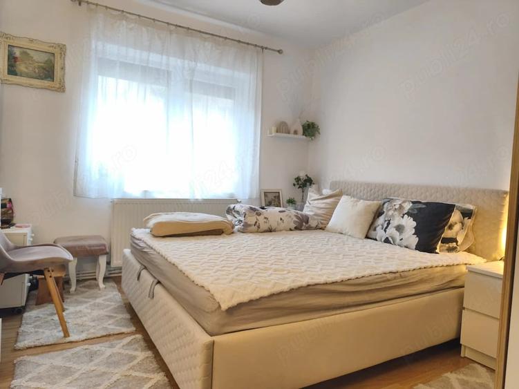Apartament cu 2 camere decomandat în Piața Centrală