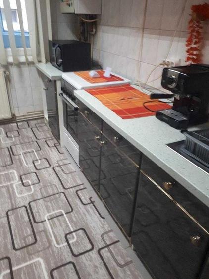 Apartament cu 3 camere decomandat în Ultracentral