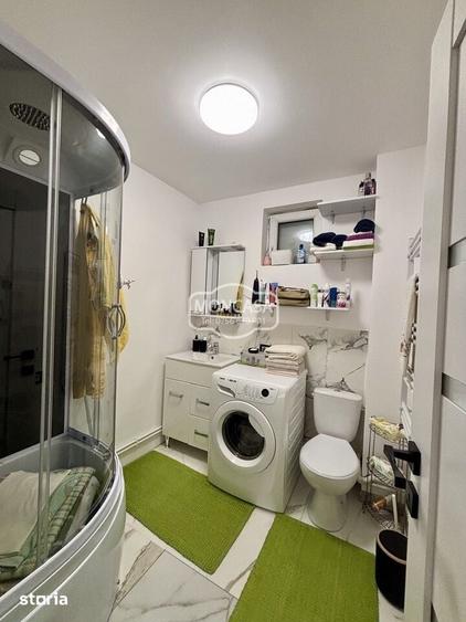 Casă cu 6 camere cu Teren 500 Mp în Central