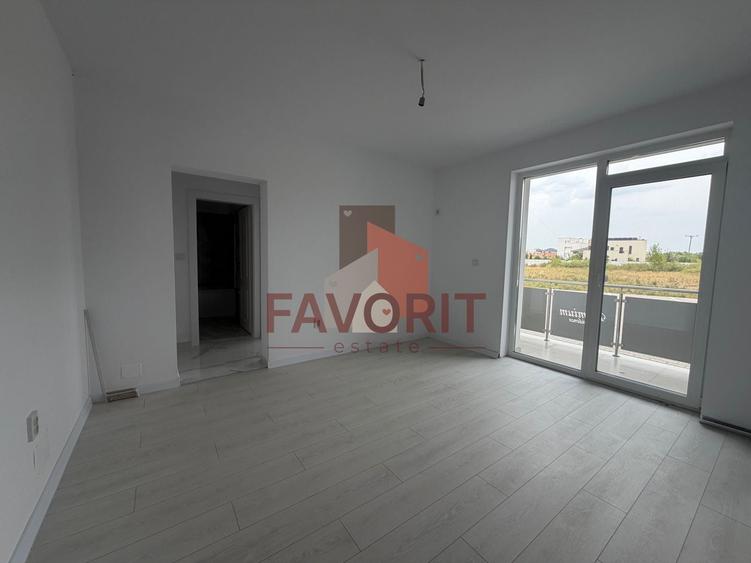 Apartament cu 3 camere semidecomandat în Braytim