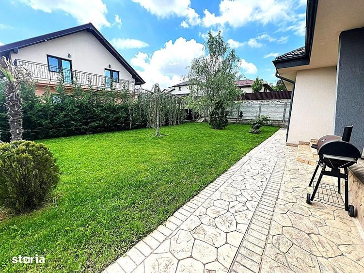 Casă cu 4 camere în Bucium