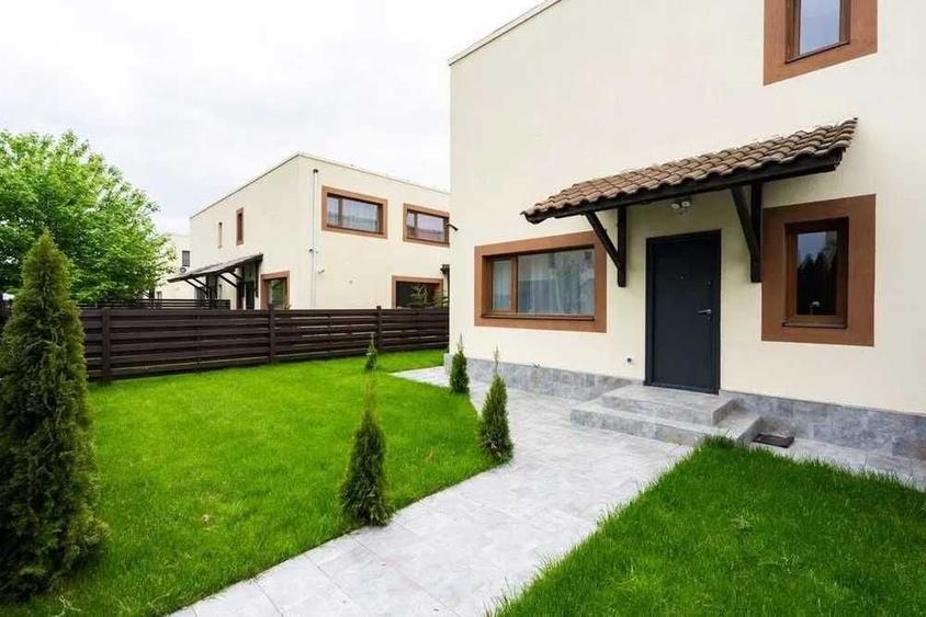 Casă cu 4 camere în Unirii