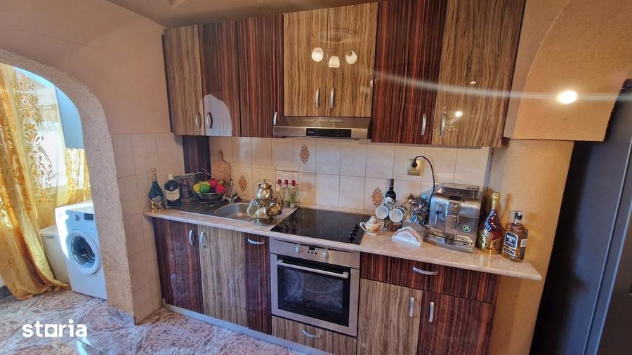 Apartament 3 camere , finisat , mobilat , zona Bradet - 8